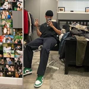 Meet your Posher, Carl